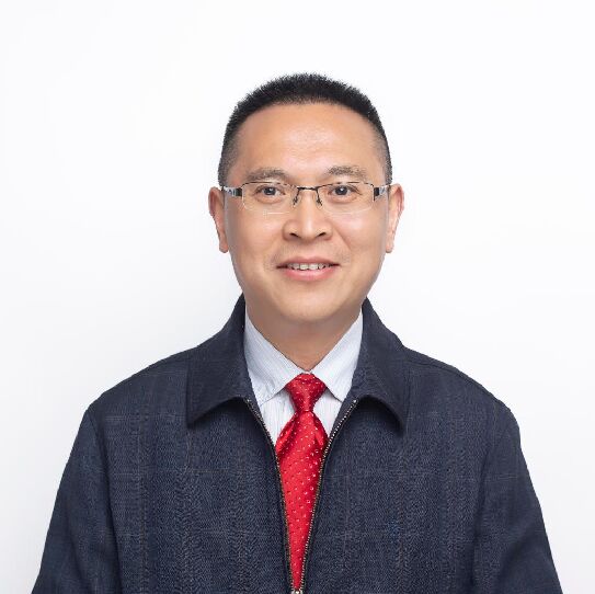 鄒威華照片